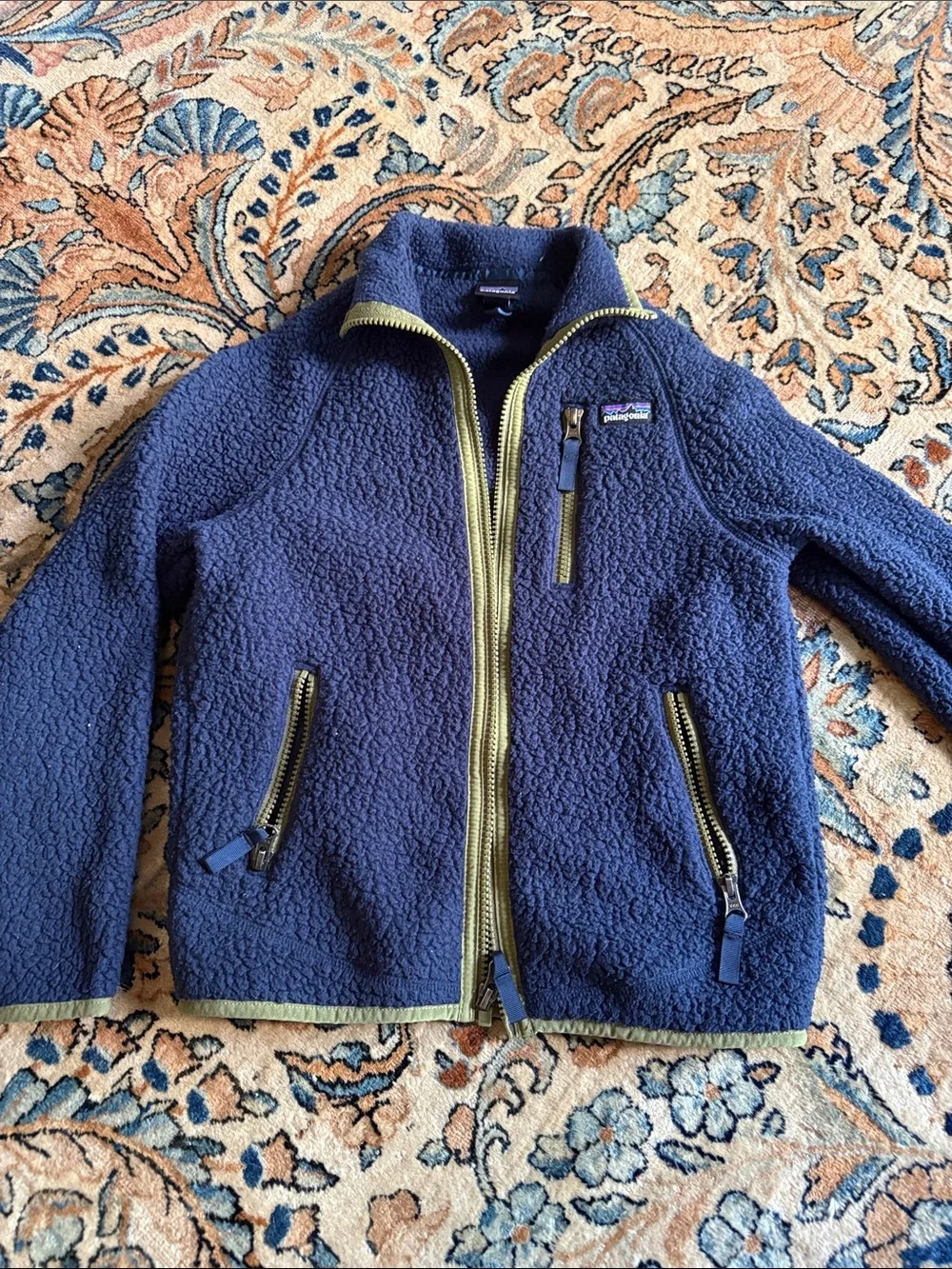 Patagonia Kids Navy Fleece Jacket with Olive Zippers 7-8 💙🦖